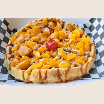 Waffle Cajeta y Durazno