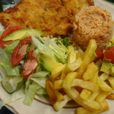 Platillo Especial "Milanesa de Pollo"