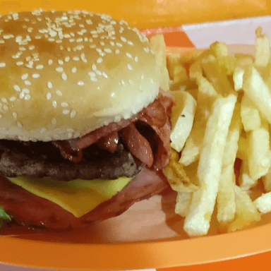 Hamburguesa Sencilla Con Papas