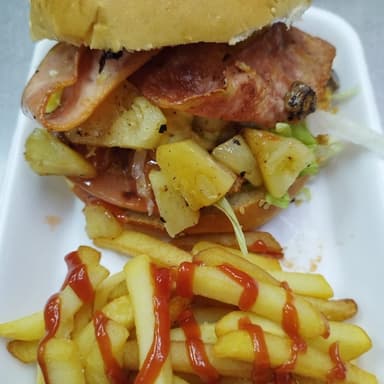 Hamburguesa Hawaiana + Papas