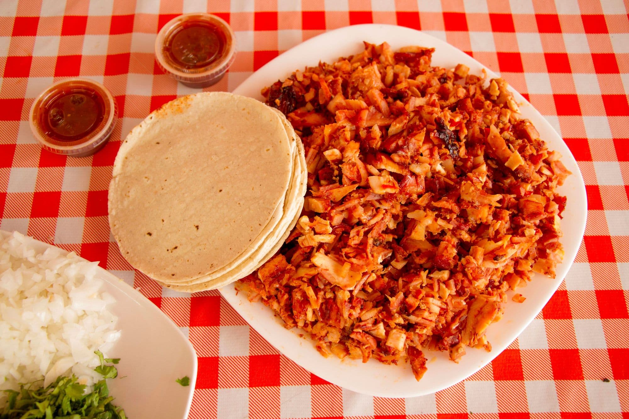 Kilo de Pollo al Pastor con papas rostizadas