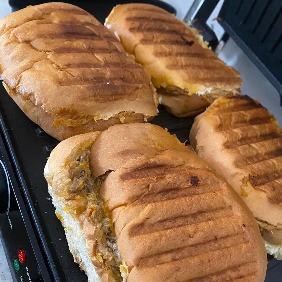 COMBO : 4 TORTAS + 1 PAMBAZO
