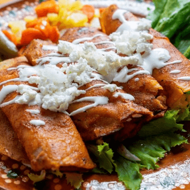 Enchiladas Rojas (4 pzas.)