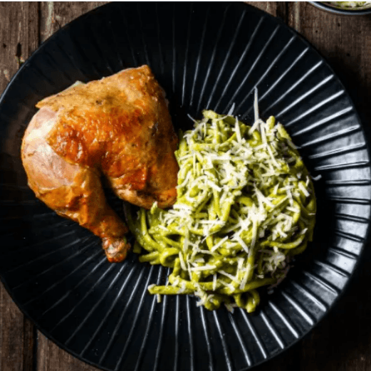 1/4 Pollo Brasa con Tallarín Verde