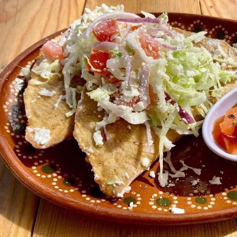 Quesadillas de Masa Rellenas de Papas con Chorizo