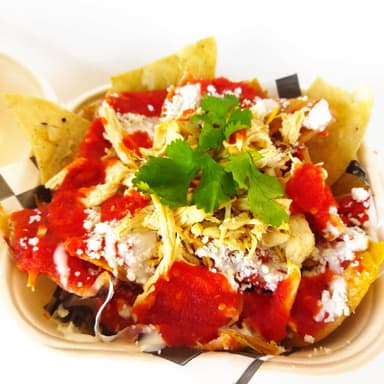 Chilaquiles con salsa roja