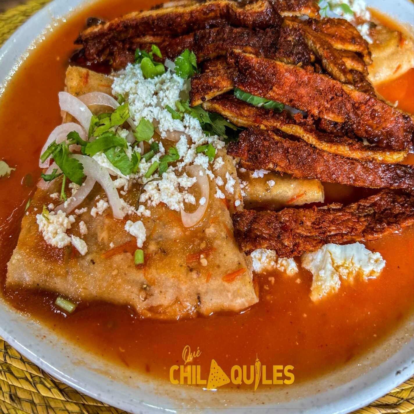 ENTOMATADAS CON CARNE + BEBIDA