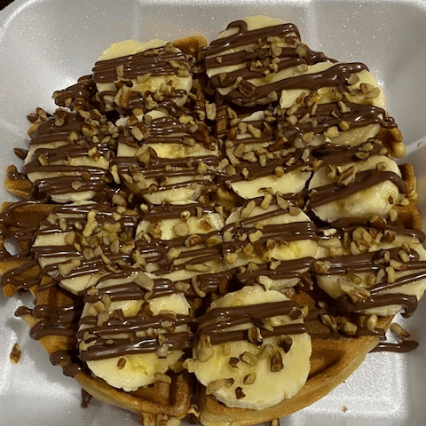 WAFFLE PLATANO CON CAJETA