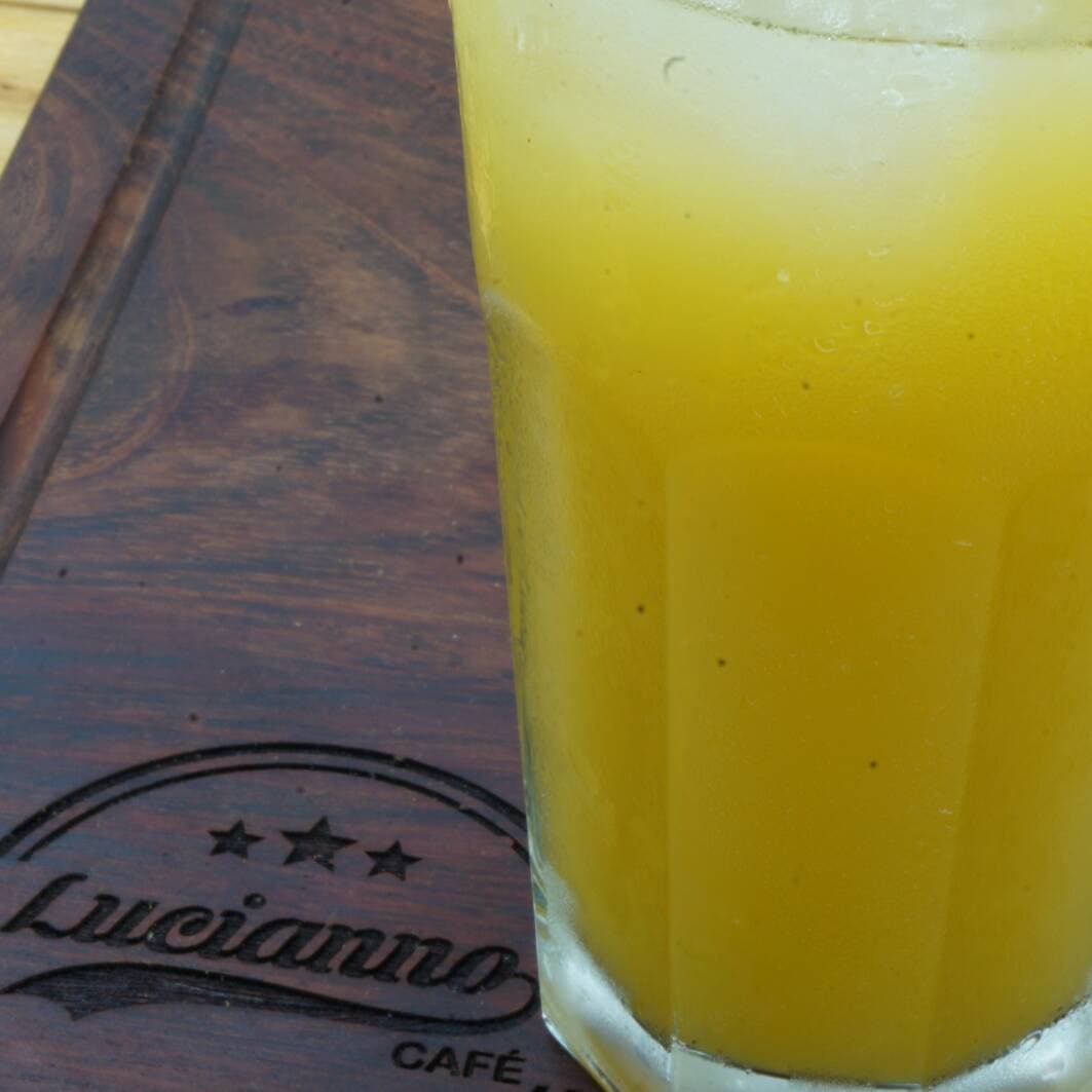 Refrescante de Maracuyá 16 Oz