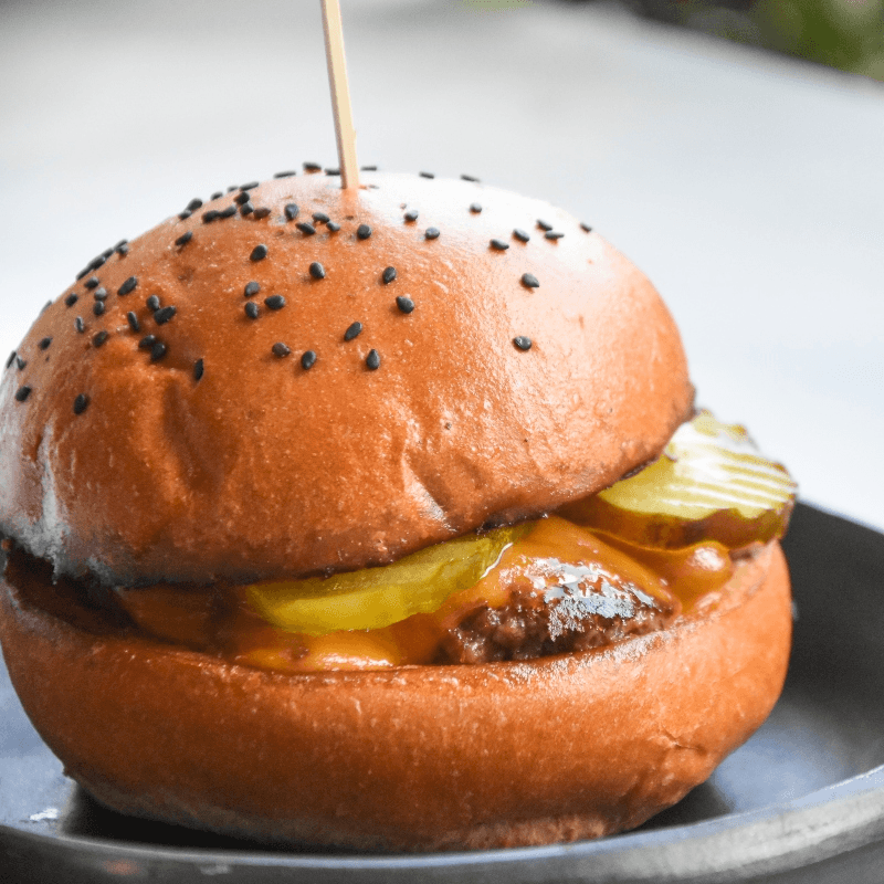 Burger Pepinillos