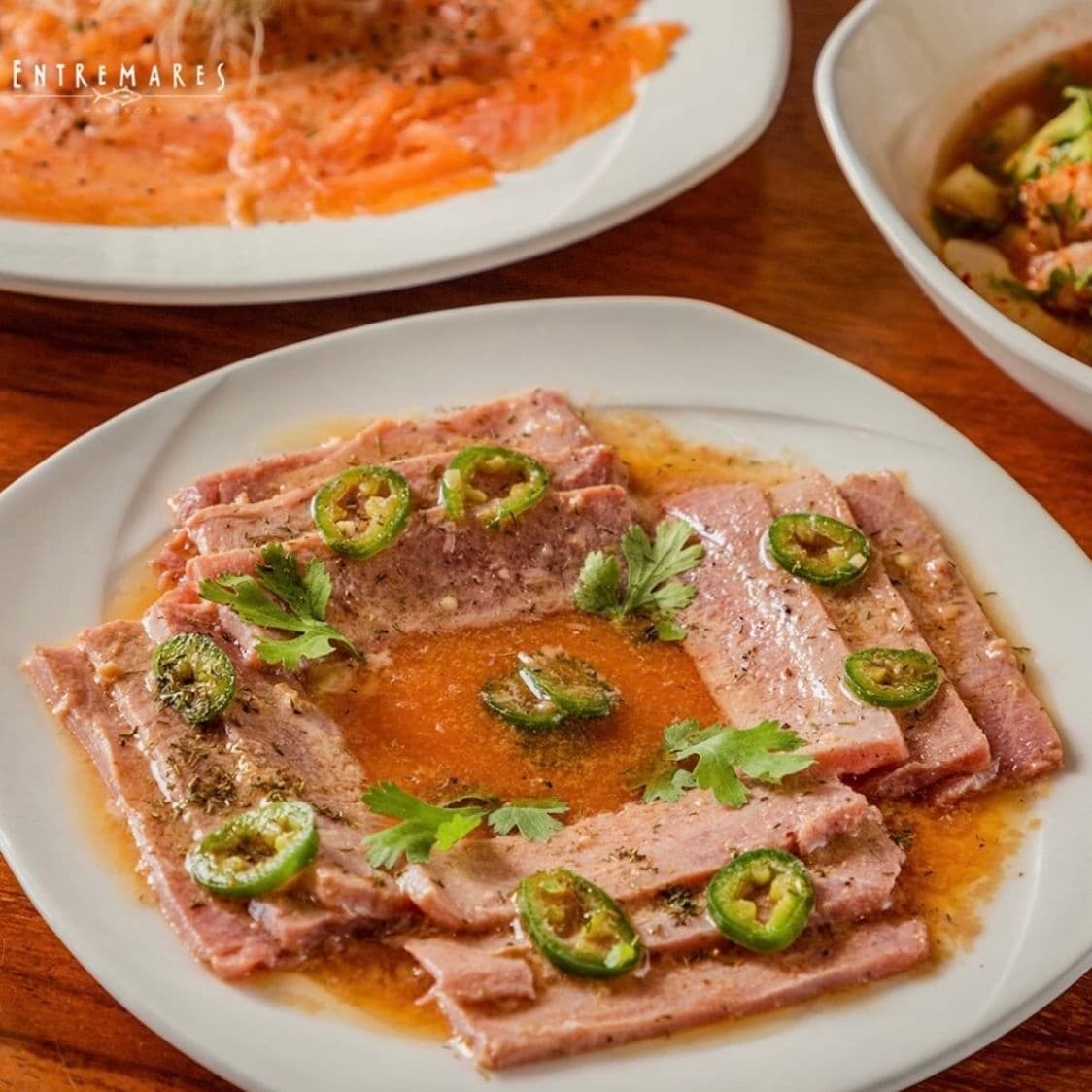 Tiradito de atún
