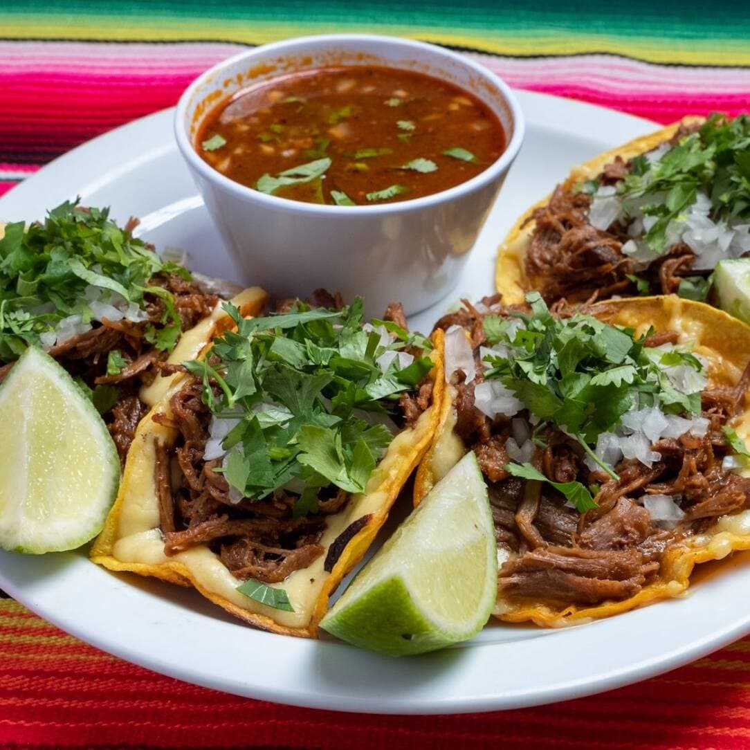Tacos de Birria con Queso 4 uds