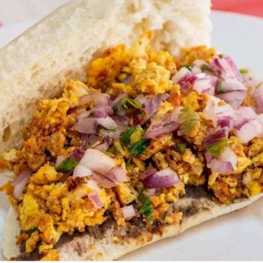 Torta de huevo con chorizo