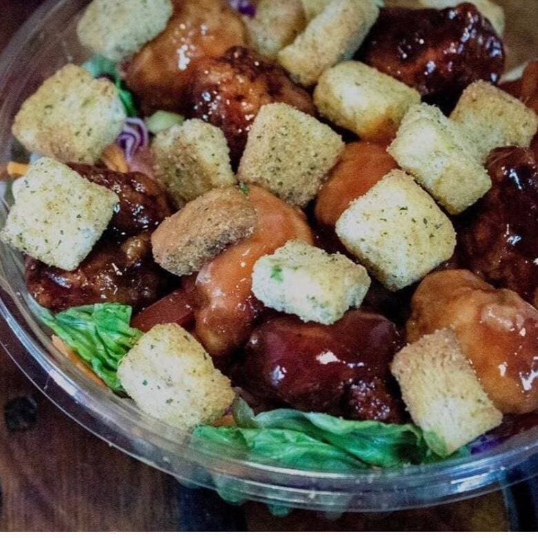 Ensalada Boneless