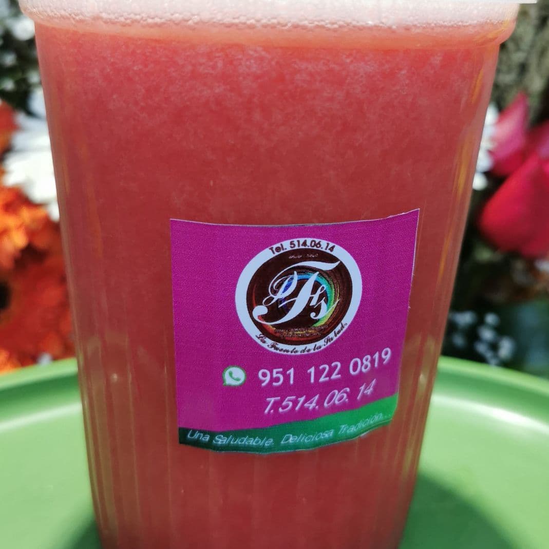 1 litro Agua  natural sabor a elegir