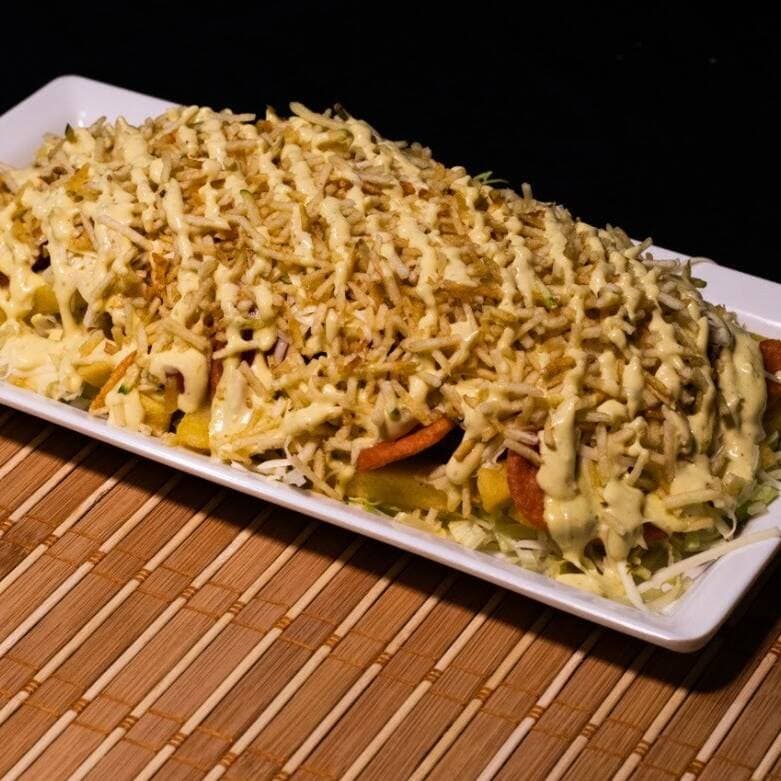 Salchipapa Mixta con Maduro