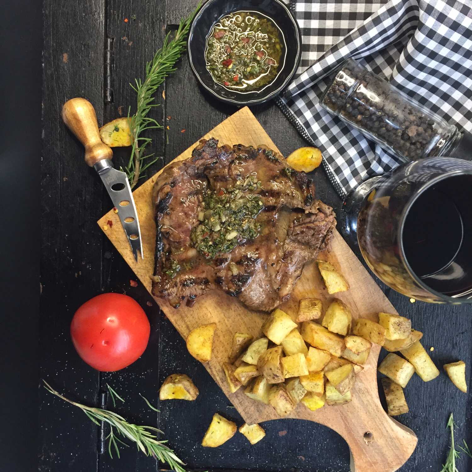 Asado Argentino (Pollo, Res y Chorizo)