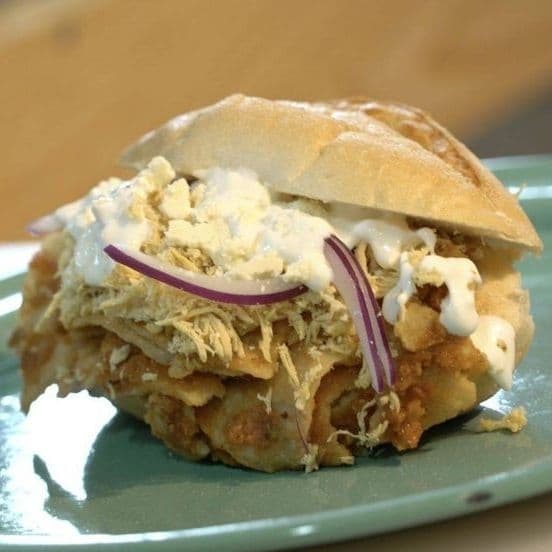 TORTA CHILAQUILES C/ POLLO PROMO $75