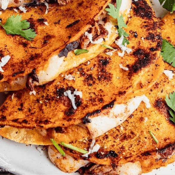 Quesabirria Tortilla de Harina