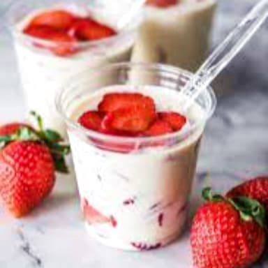 Fresas con crema ( 8 oz )