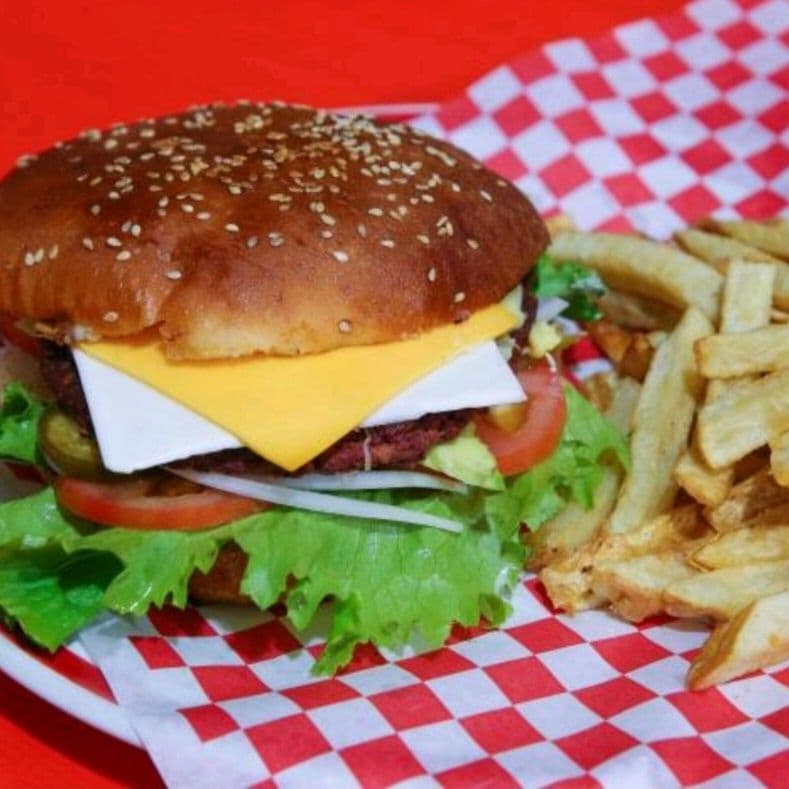 Hamburguesa Tres Quesos
