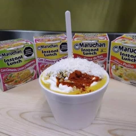 Maruchan con Elote