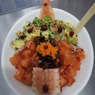 Donburi de Salmón