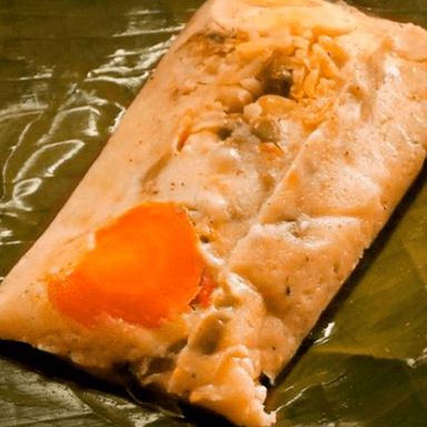 Piña de Tamal de Cerdo Navideño