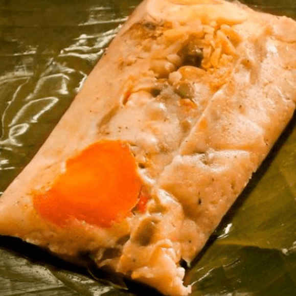 Piña de Tamal de Cerdo Navideño