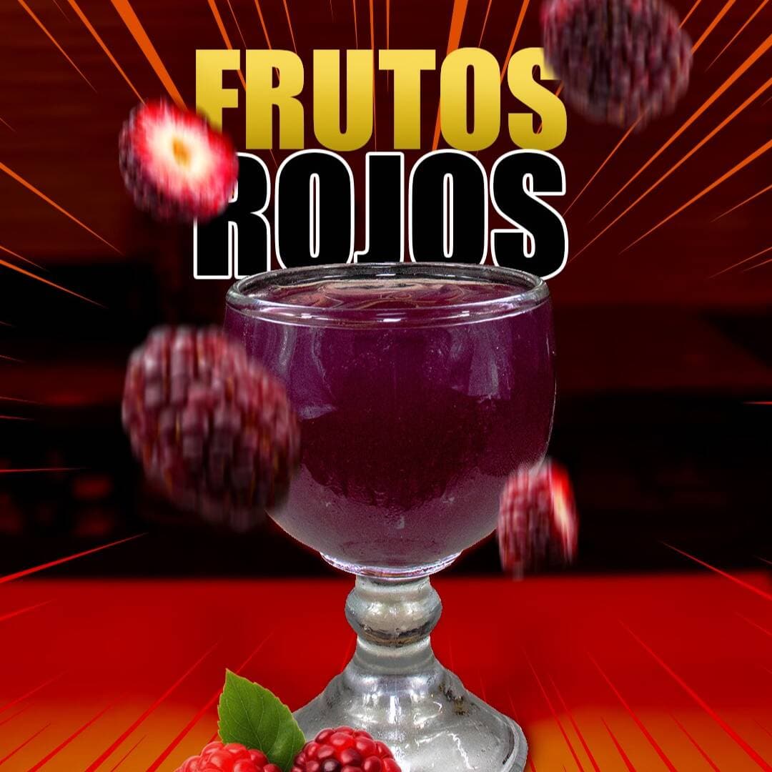 Agua de Frutos Rojos