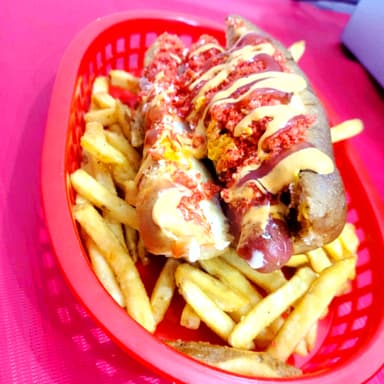 HOT DOG CLASICO CON PAPAS