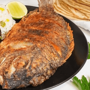 salchipapas especial con todo +mojarra frita