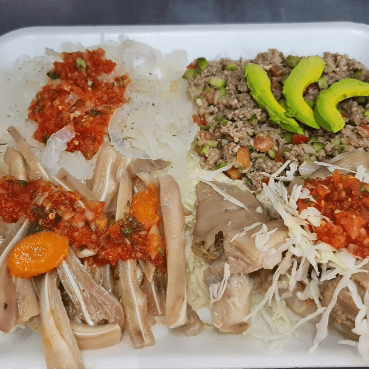 Charola de Cueritos Grande