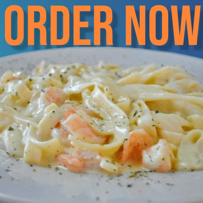 Fetuccini Alfredo con Camarones