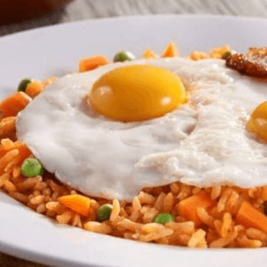Porcion de Arroz con 1 Huevo Estrellado