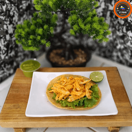 Taco de Pollo Guisado.