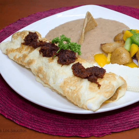 Huevos Revueltos con Chilorio