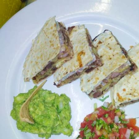 SINCRONIZADA DOBLE CON GUISO A ELEGIR