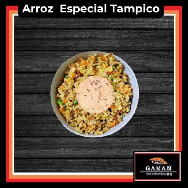 Arroz frito especial con tampico