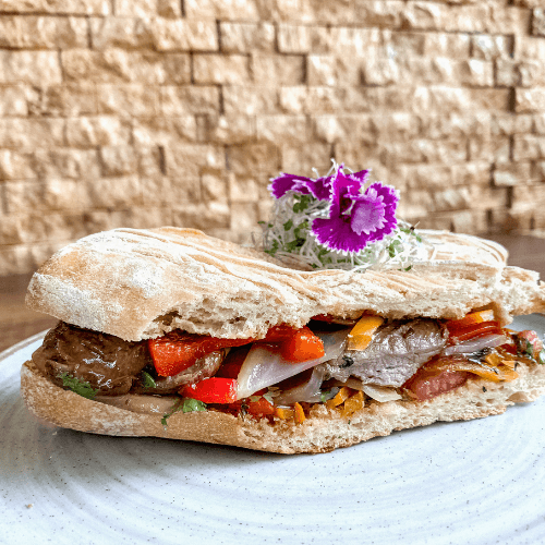 Sándwich Lomito Saltado