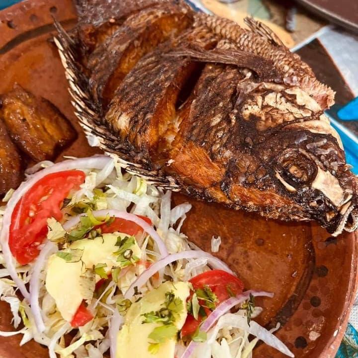 Pescado Mojarra Frita