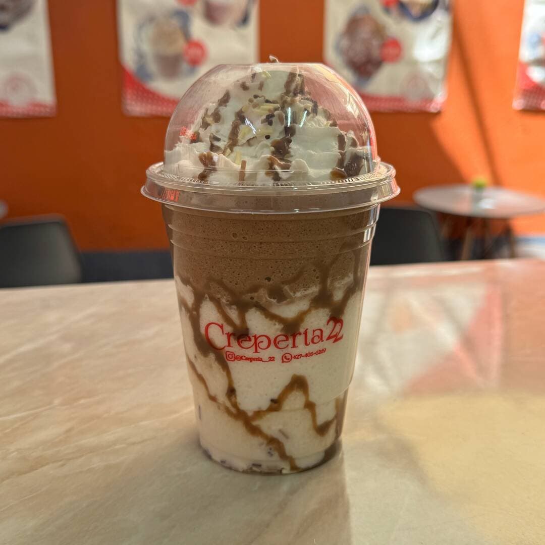 Frappé Chocoavellana/Chocolate Blanco