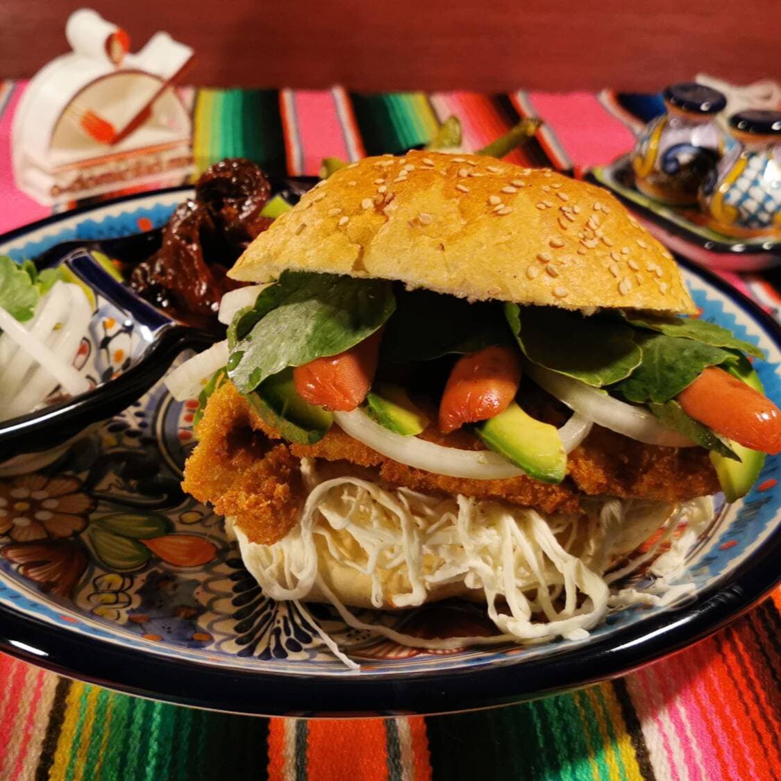 Cemita de Carne Enchilada con Salchicha