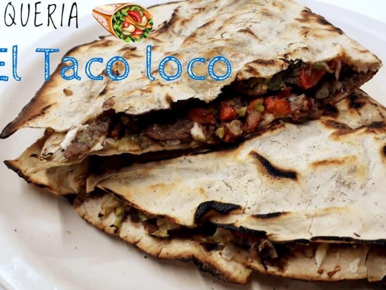 Tlayuda de Bistec
