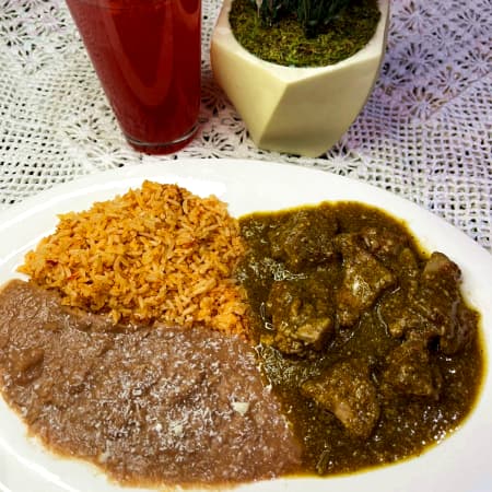 ORDEN DE COSTILLA DE CERDO EN SALSA VERDE