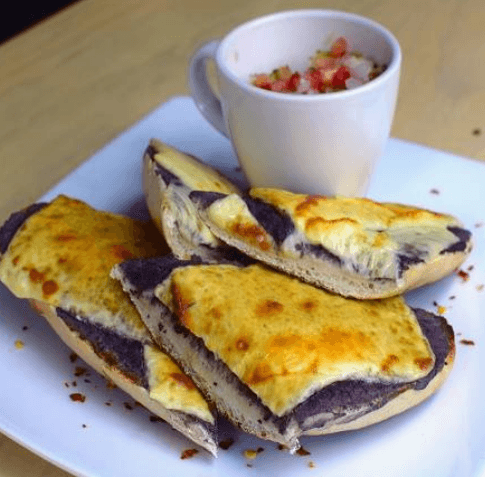 Molletes Pavo