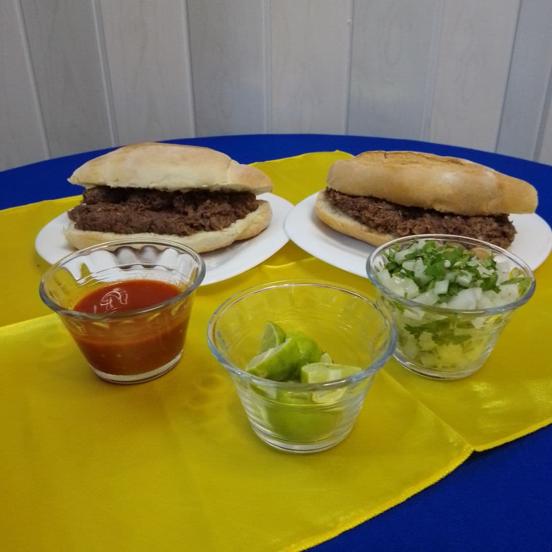 Combo-DOS LONCHES