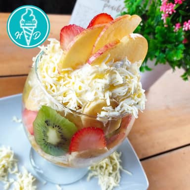Ensalada de Fruta con Queso
