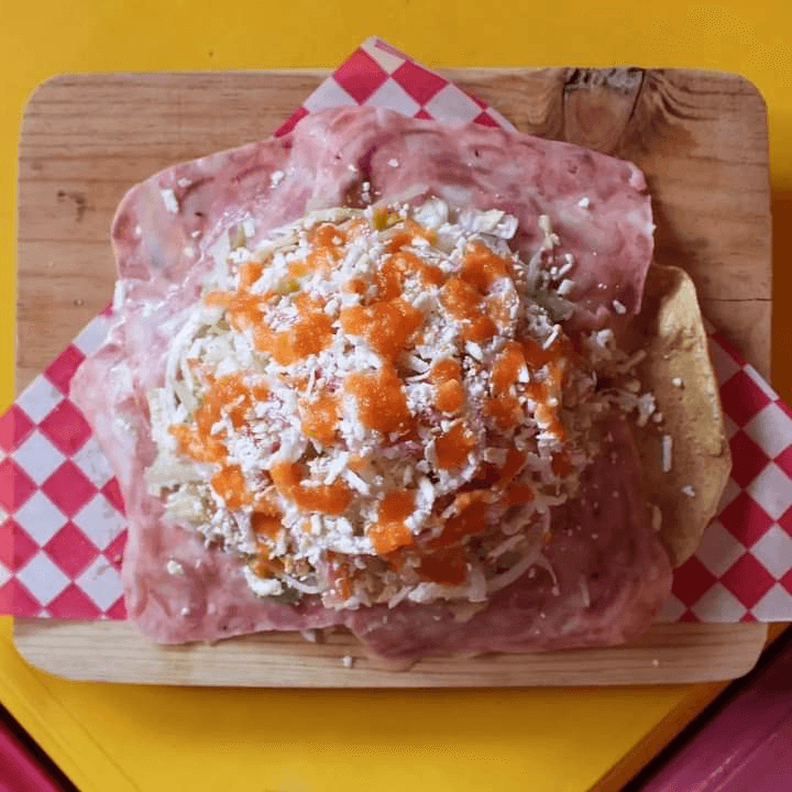 Tostadas Gigantes