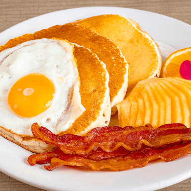 Hot Cakes con tocino